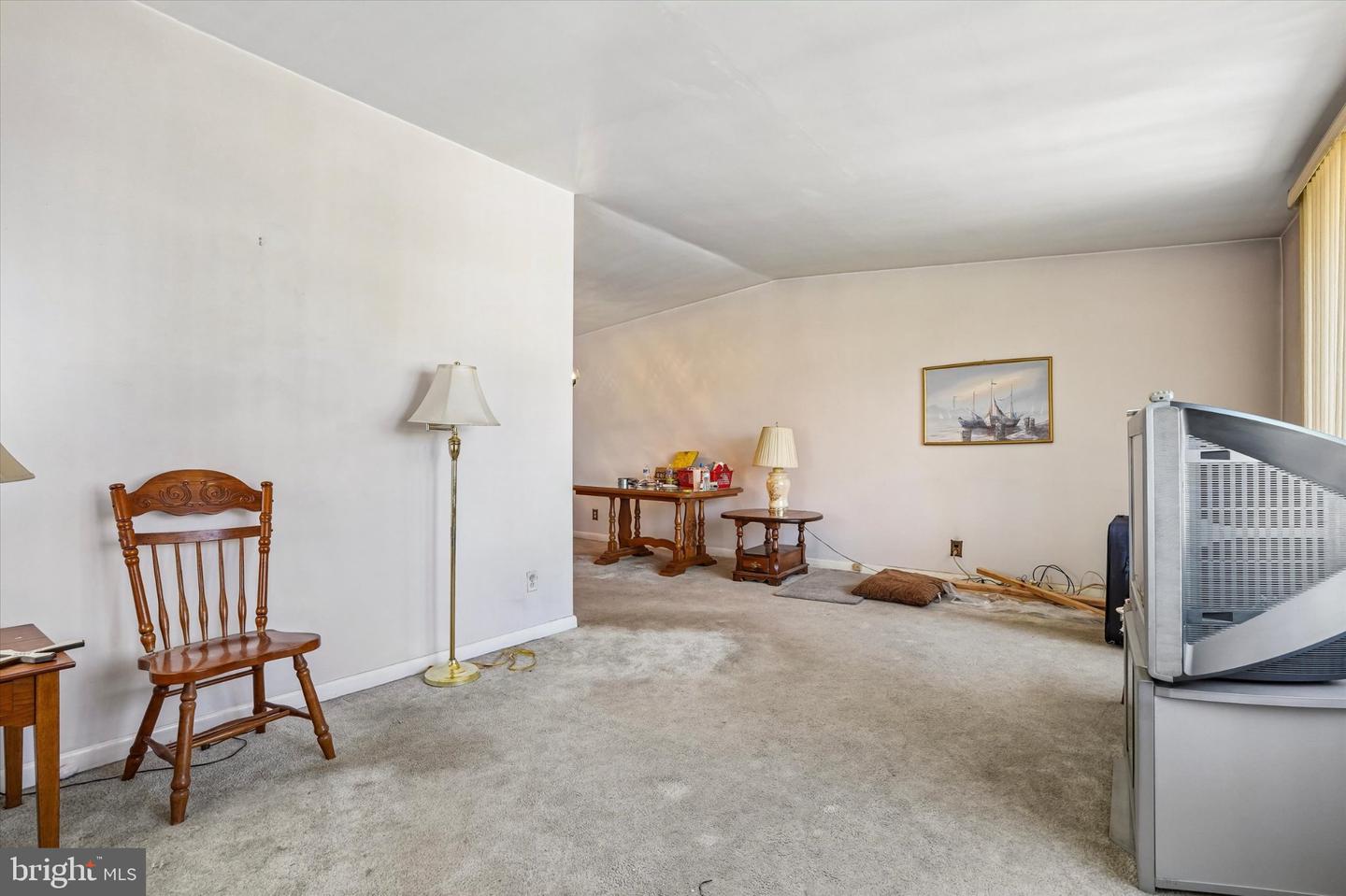 8207 Narvon Property Photo 2