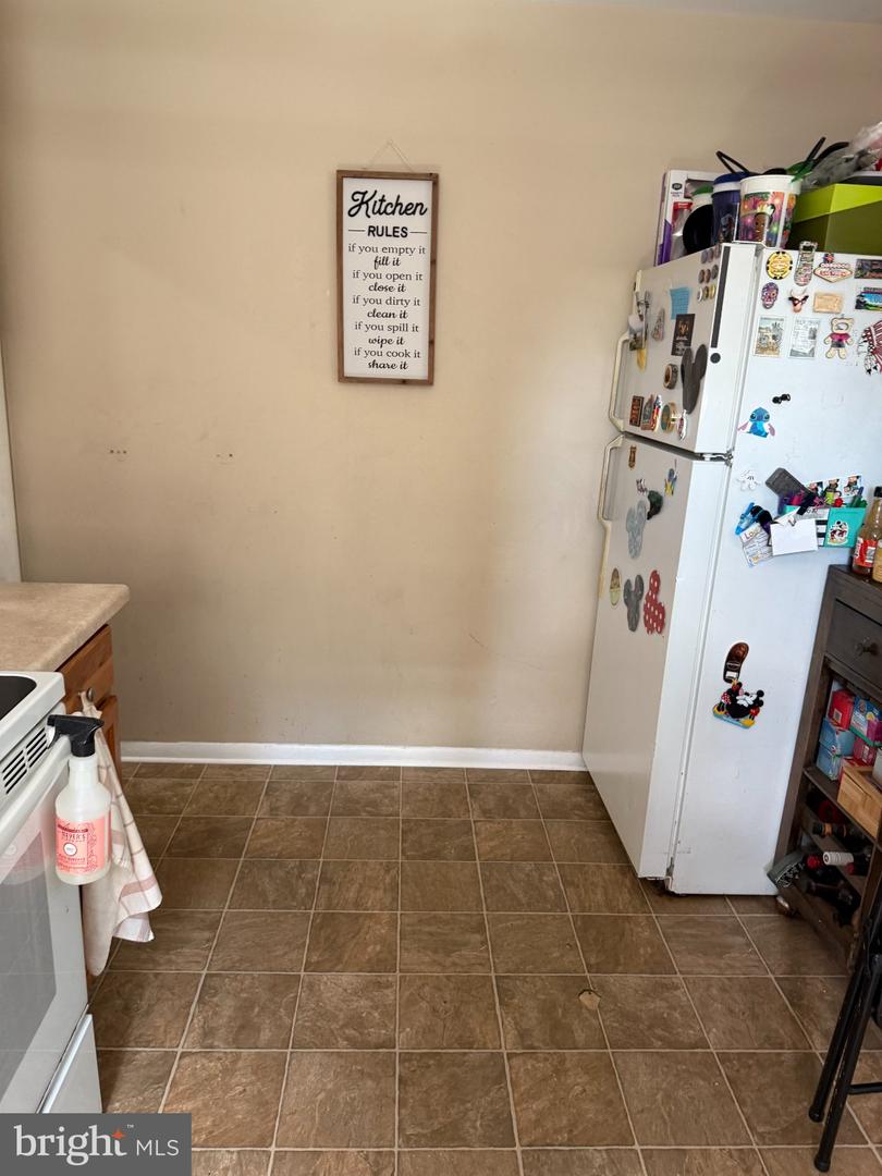 900-902 Cottman Ave Property Photo 3