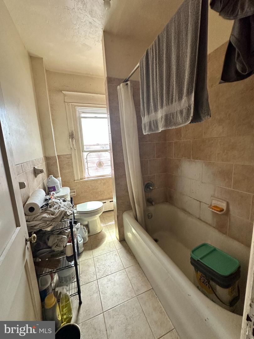 900-902 Cottman Ave Property Photo 7