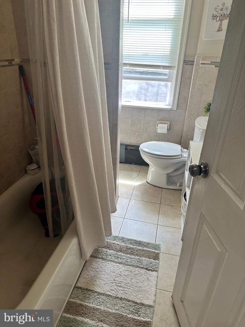 900-902 Cottman Ave Property Photo 19