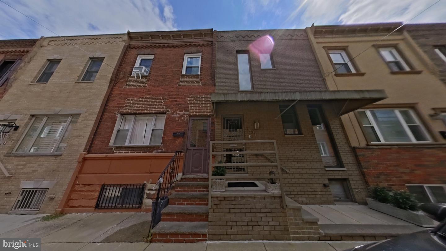2629 S ROSEWOOD ST Property Photo 1