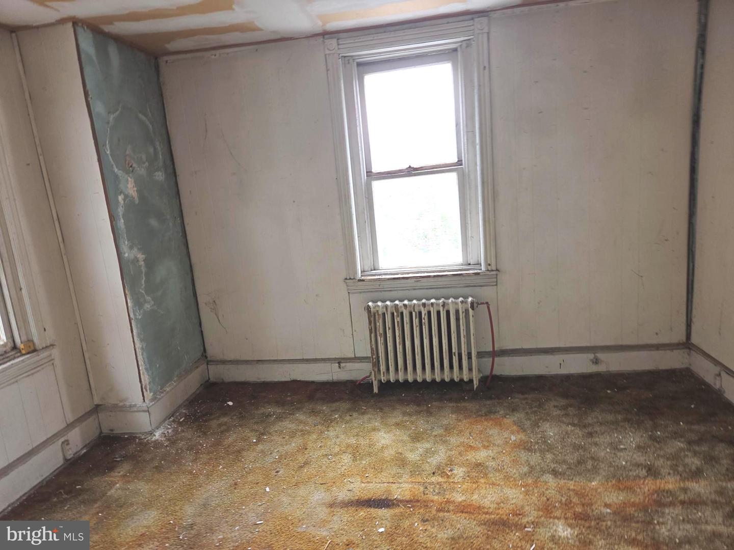 211 S 49th St Property Photo 16