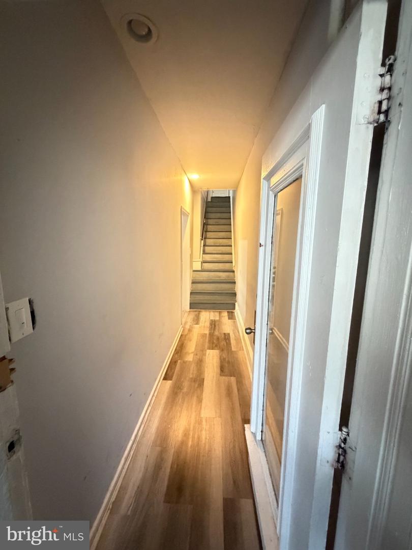 1322 Harrison St Property Photo 2