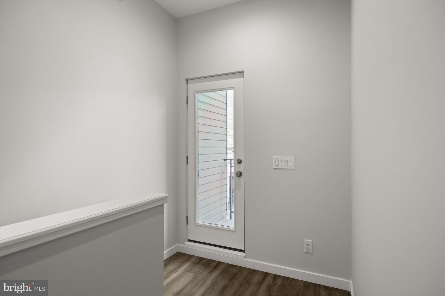 1501 N Hollywood St Property Photo 31