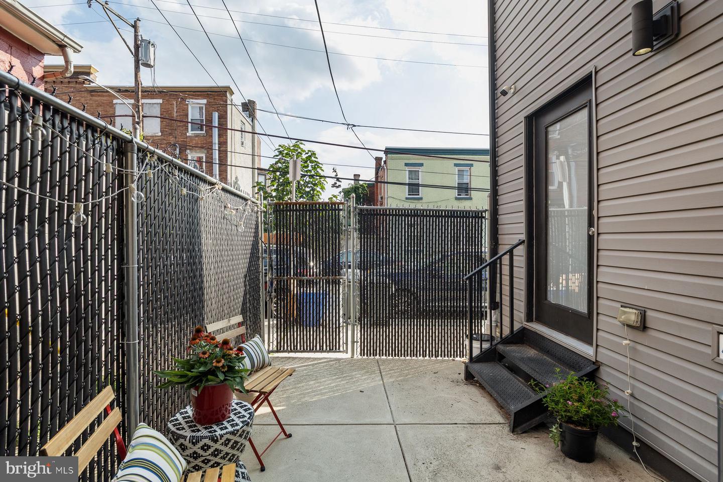 1501 N Hollywood St Property Photo 40