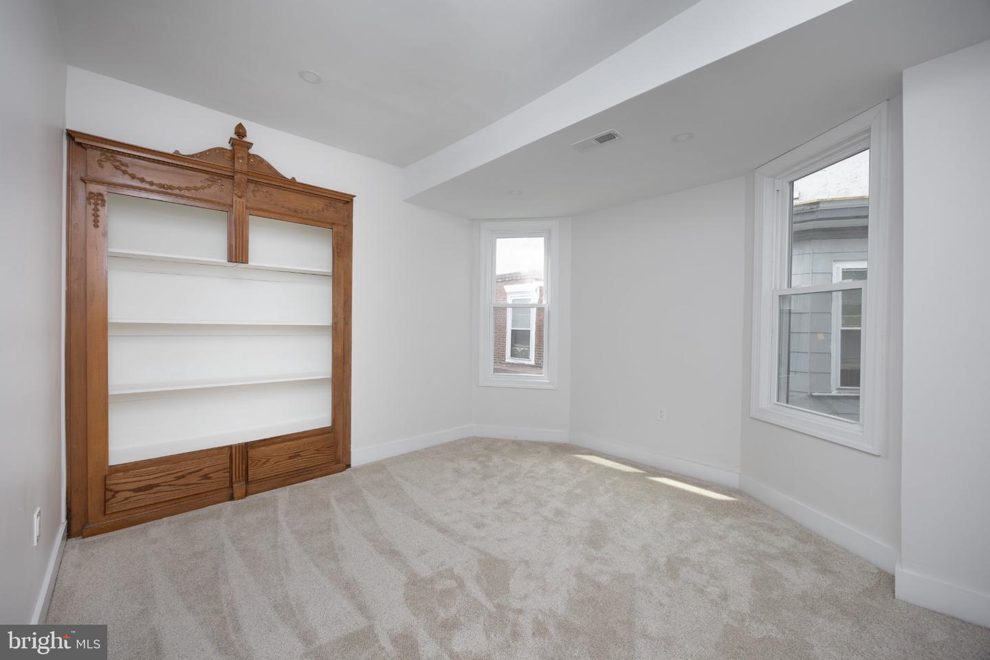 245 Hansberry St Property Photo 19