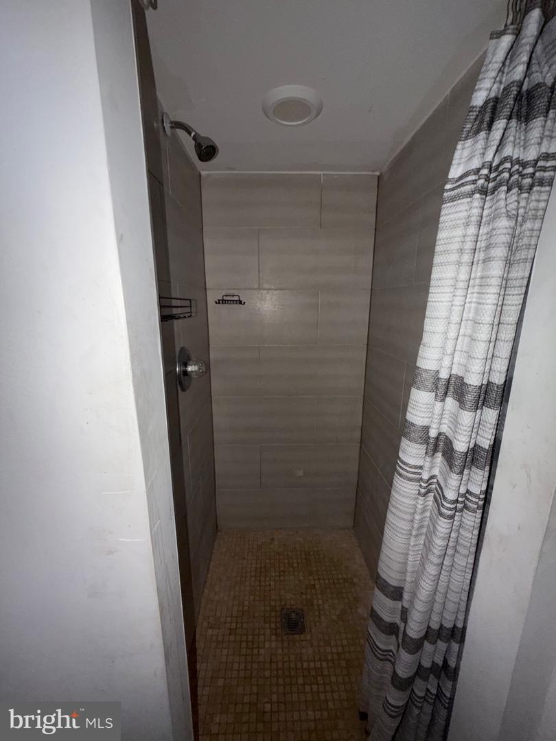 1925 S 20th St #2 Property Photo 6