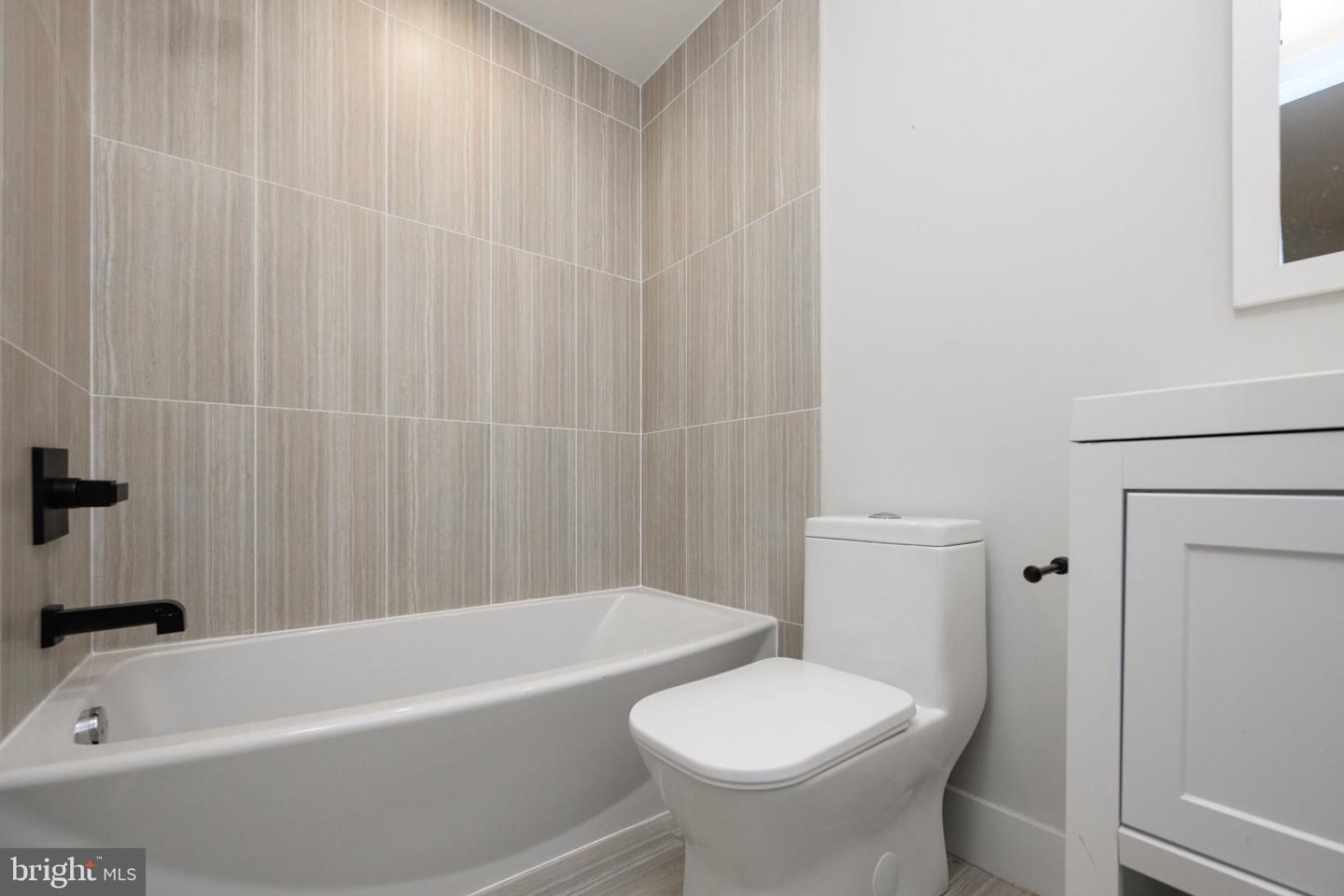 2940 W Master St Property Photo 51
