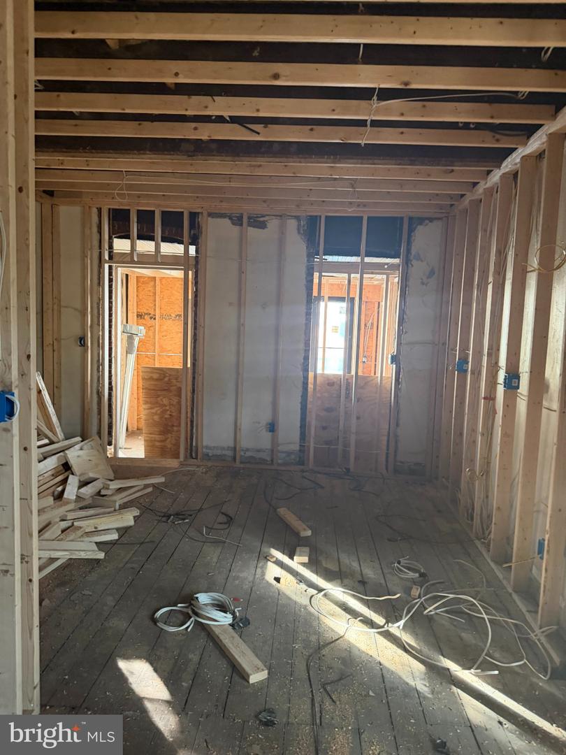 4913 Pentridge St Property Photo 11