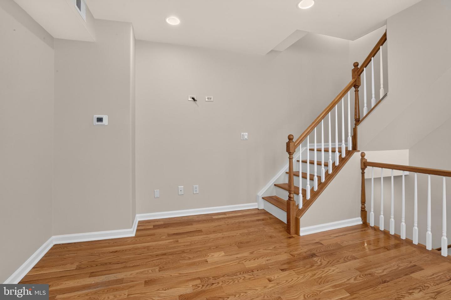 1027-31 N 4th St #v Property Photo 4
