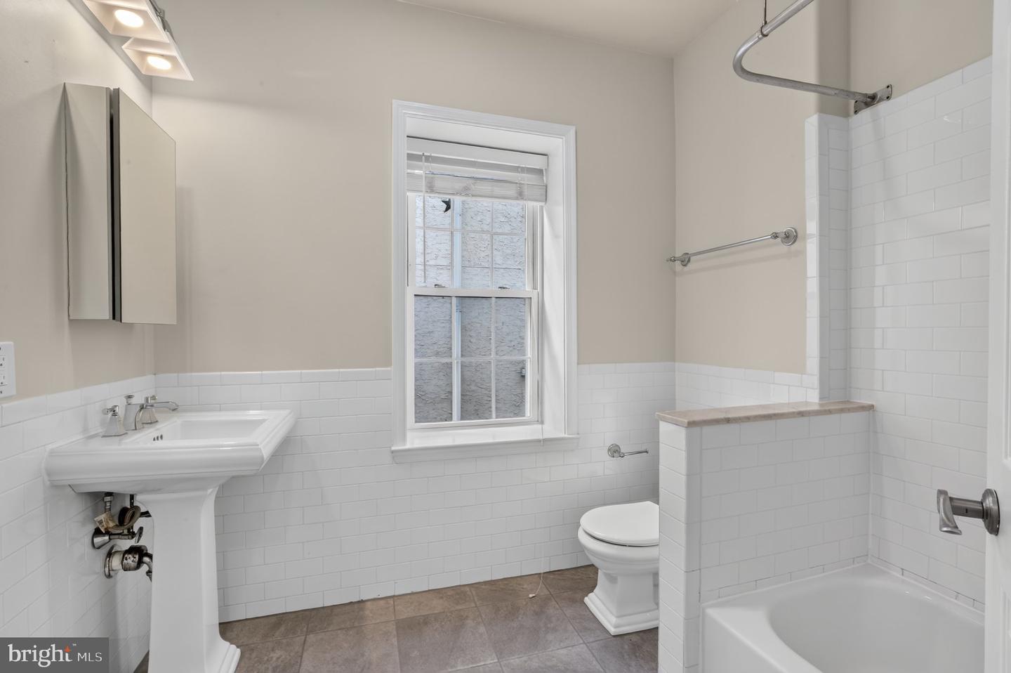 1027-31 N 4th St #v Property Photo 14