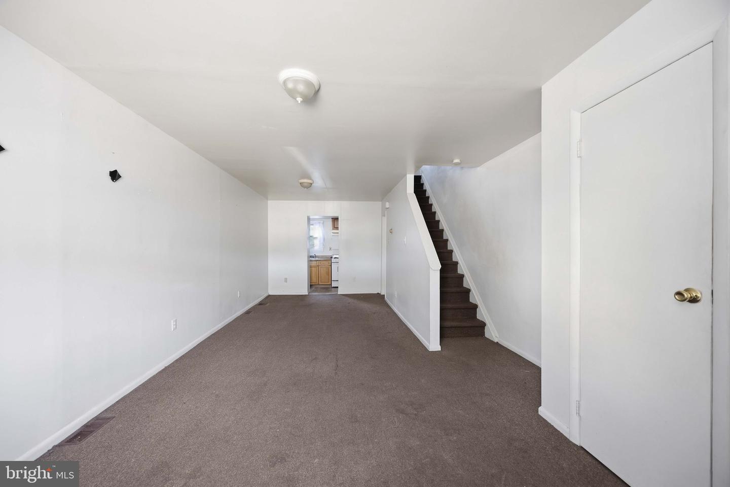 2020 Newcomb St Property Photo 9