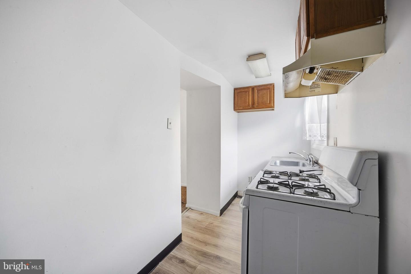 2020 Newcomb St Property Photo 13