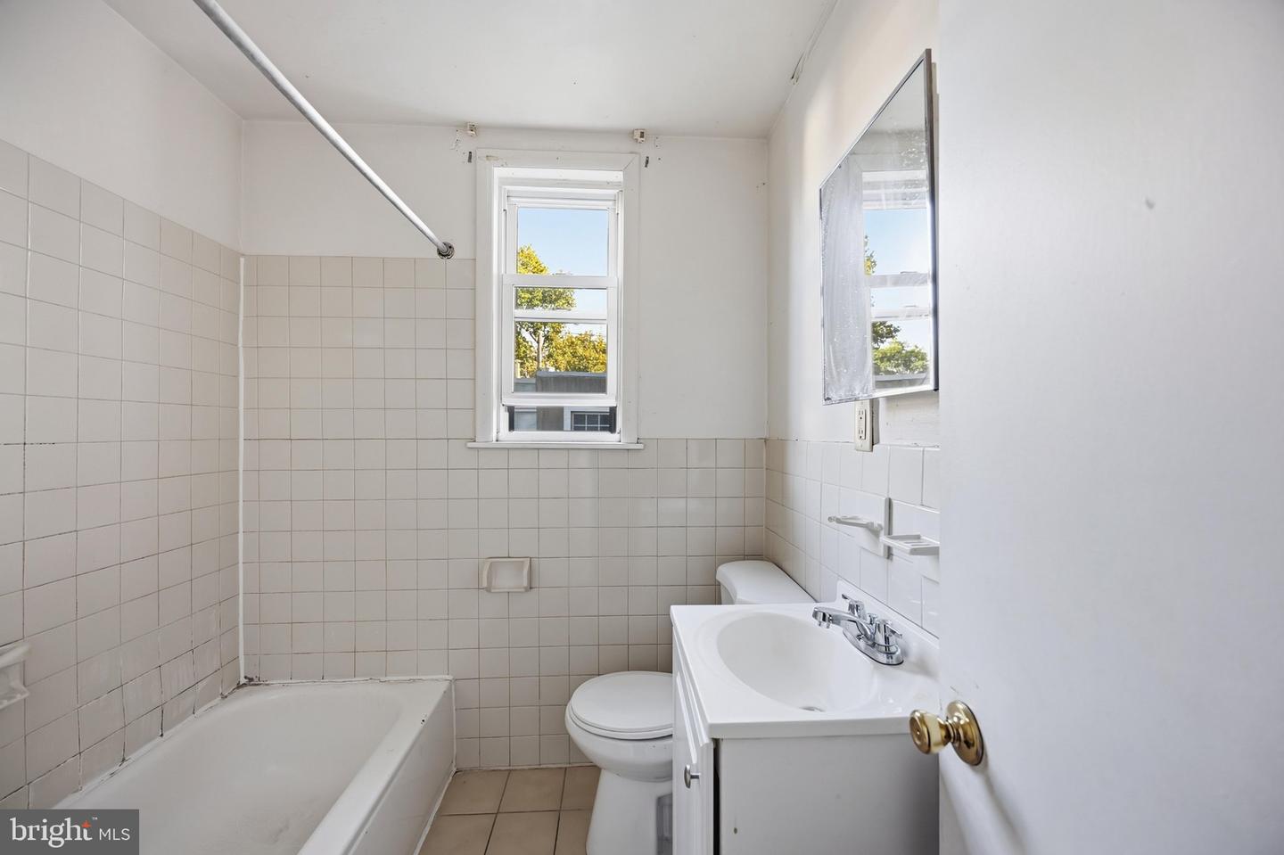 2020 Newcomb St Property Photo 19
