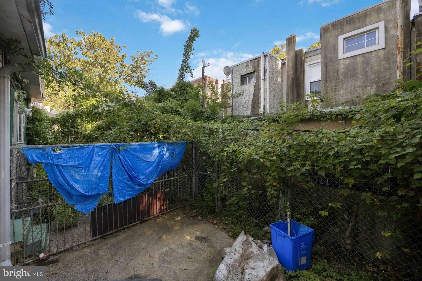 2020 Newcomb St Property Photo 22