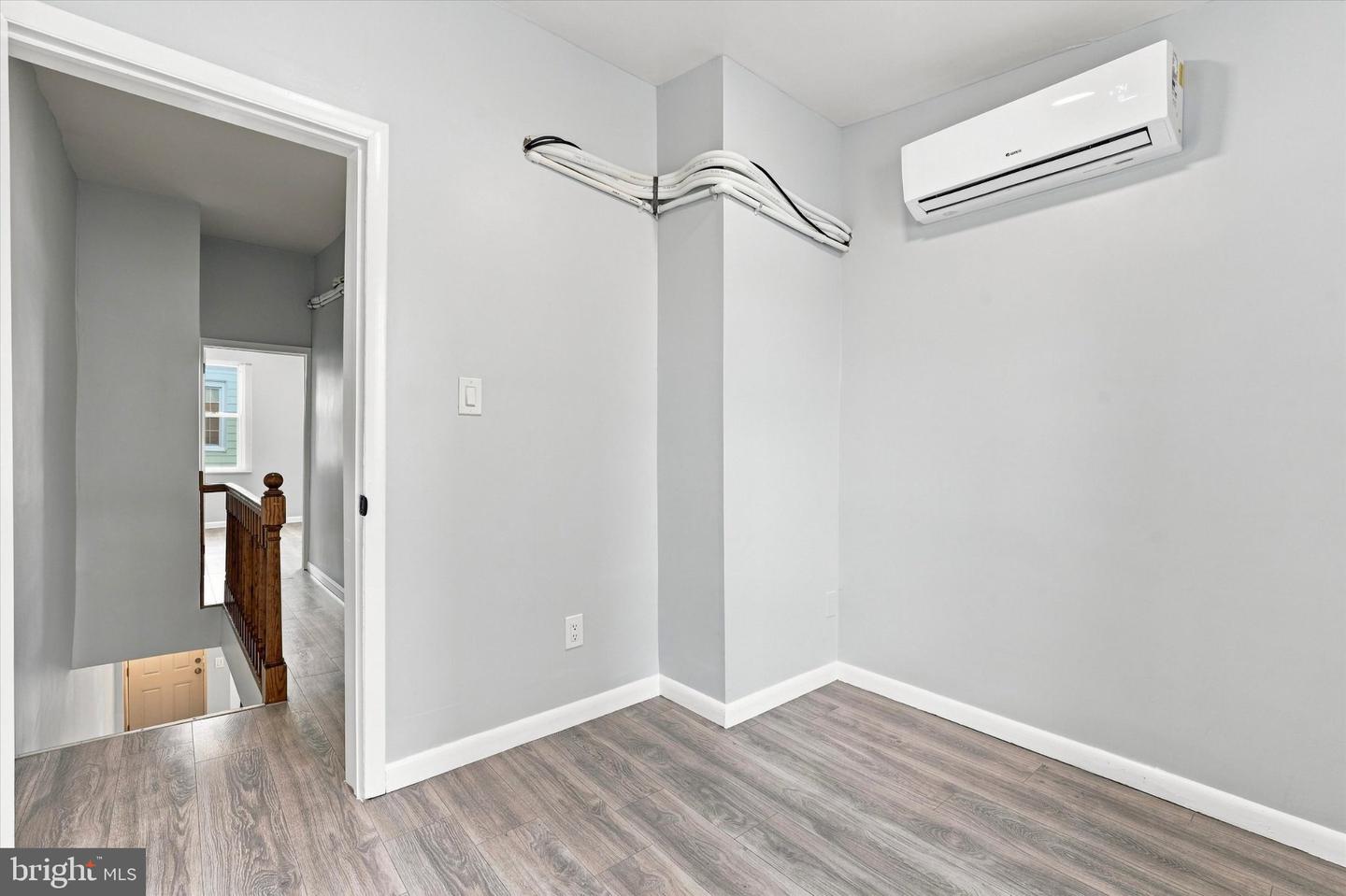 345 Winton St Property Photo 12