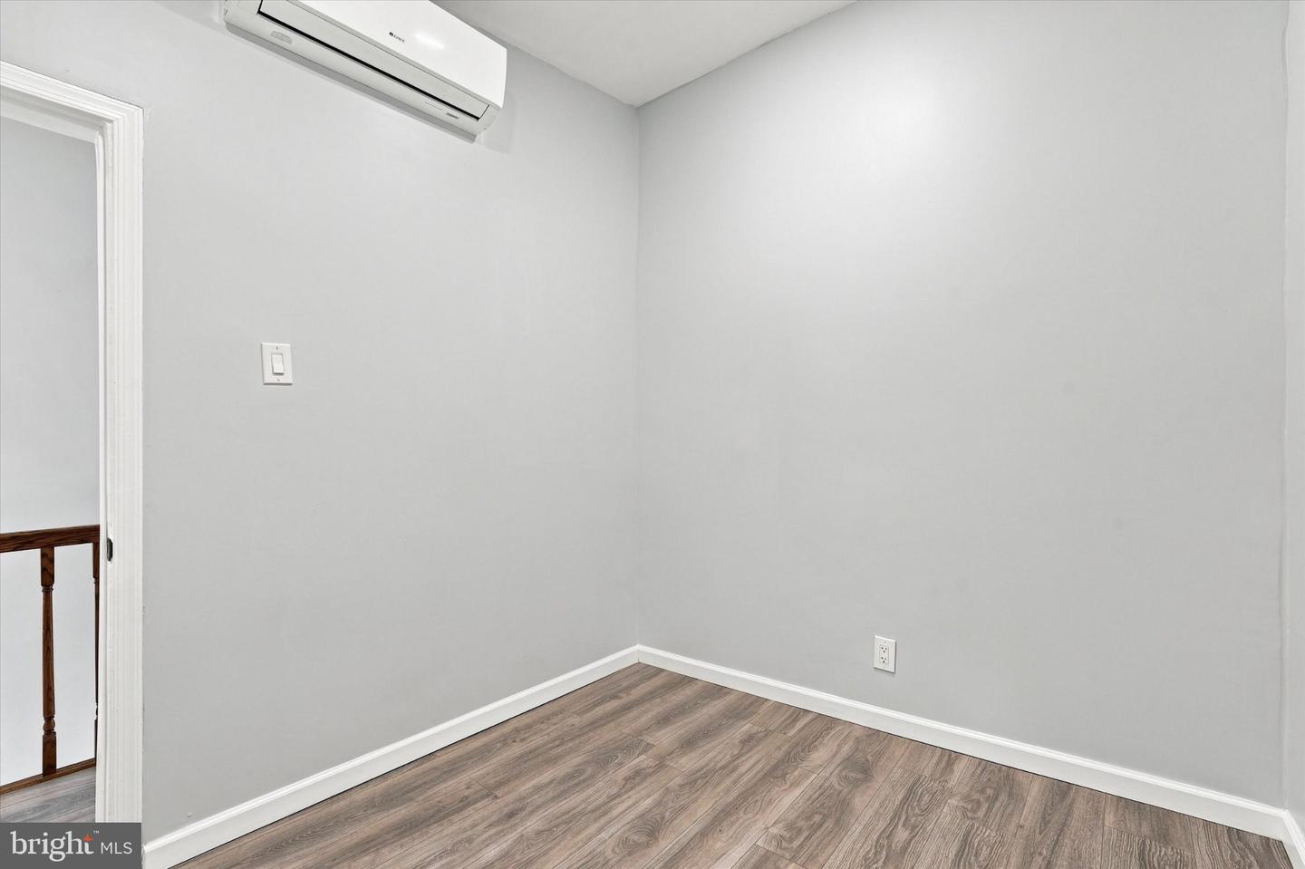 345 Winton St Property Photo 16