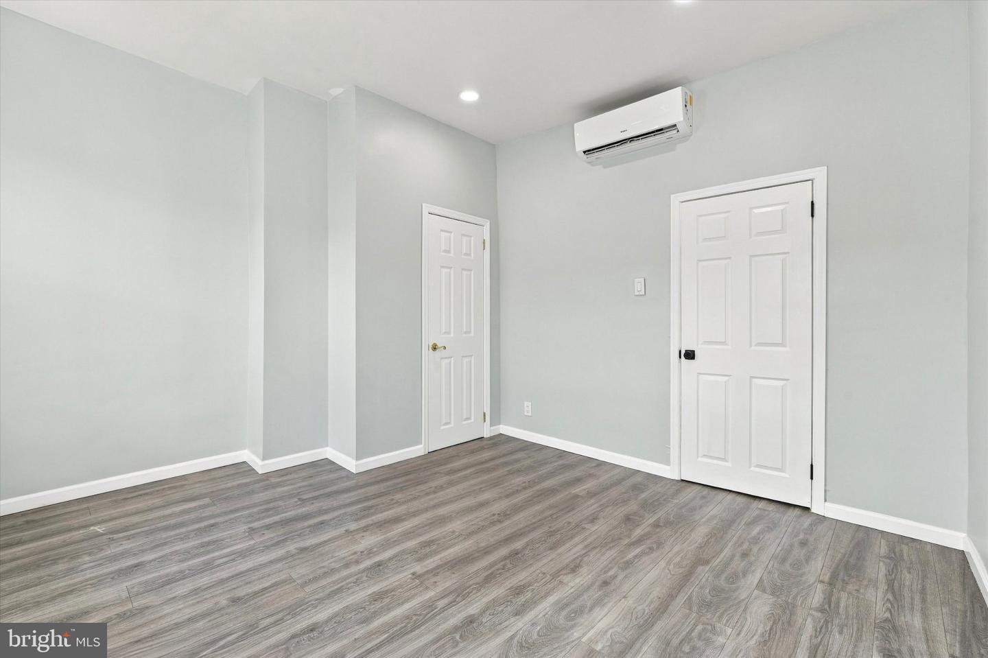 345 Winton St Property Photo 20