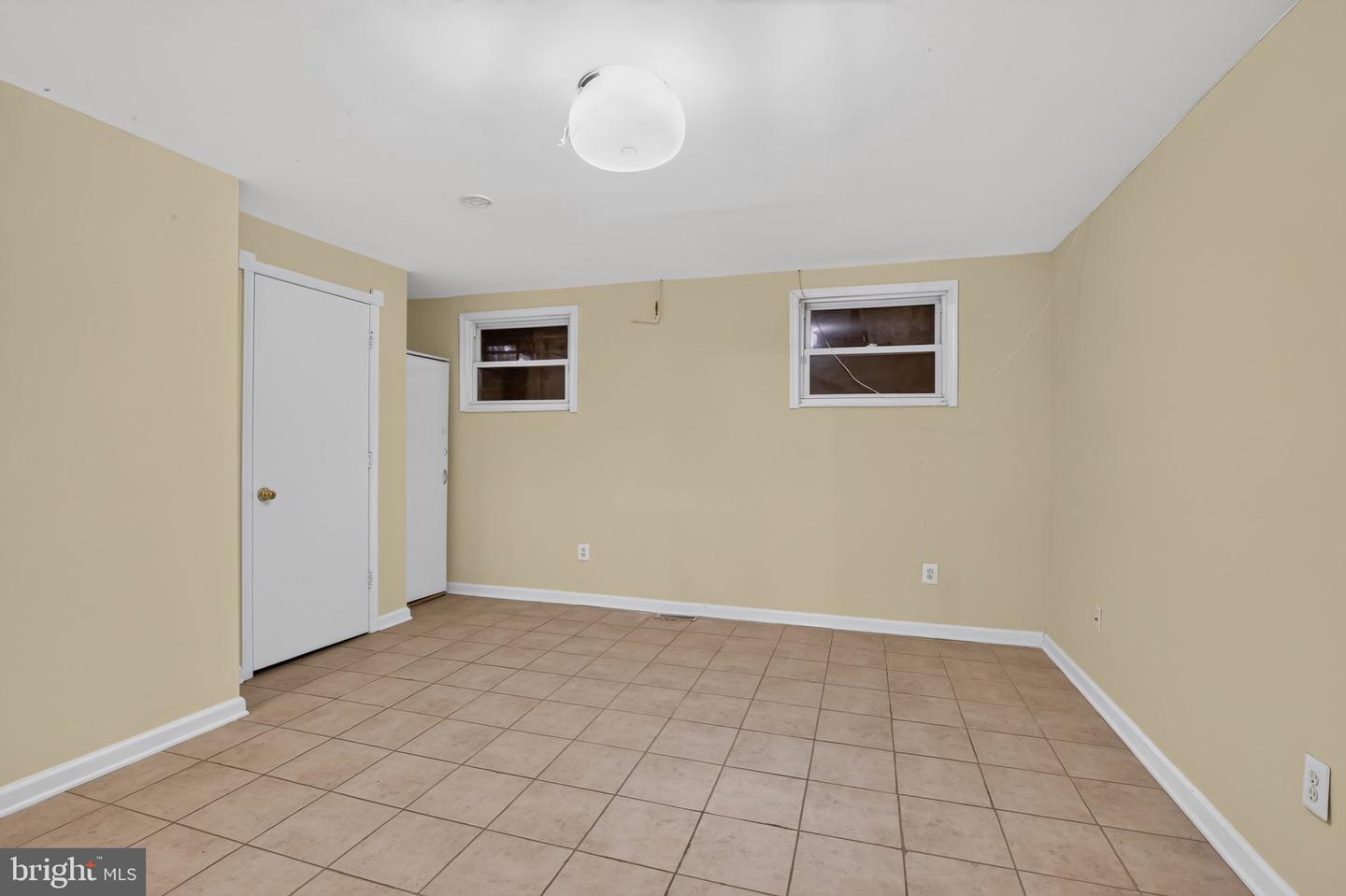 2813 Ogden St Property Photo 17