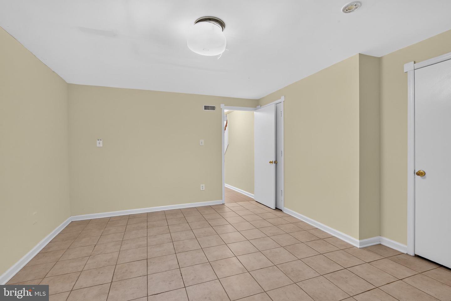 2813 Ogden St Property Photo 19