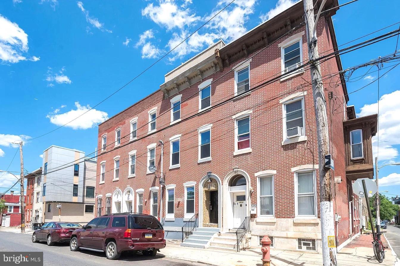 1315 N 19TH ST #UNIT A Property Photo 1