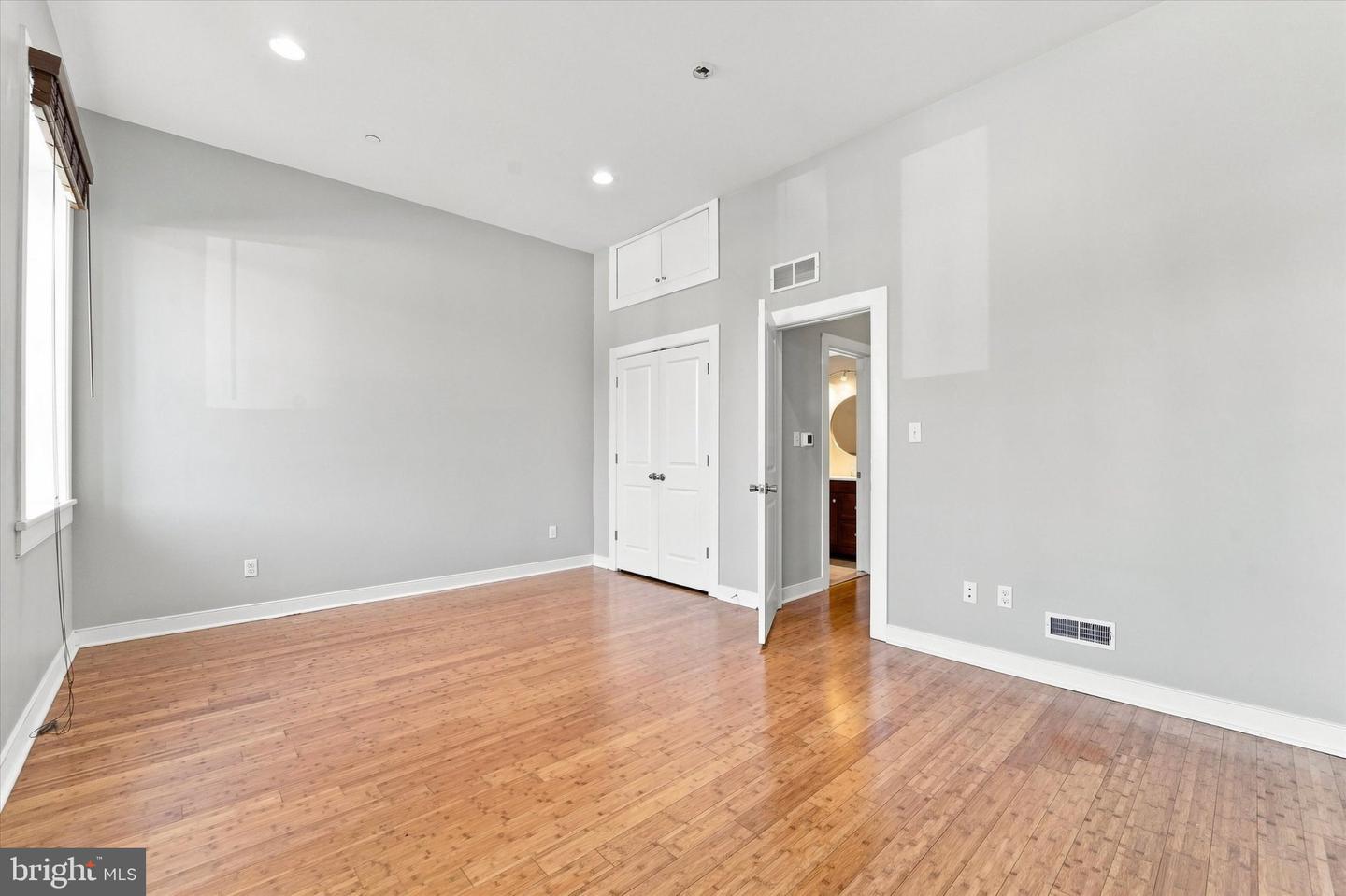655-59 N 16th St #1 Property Photo 11