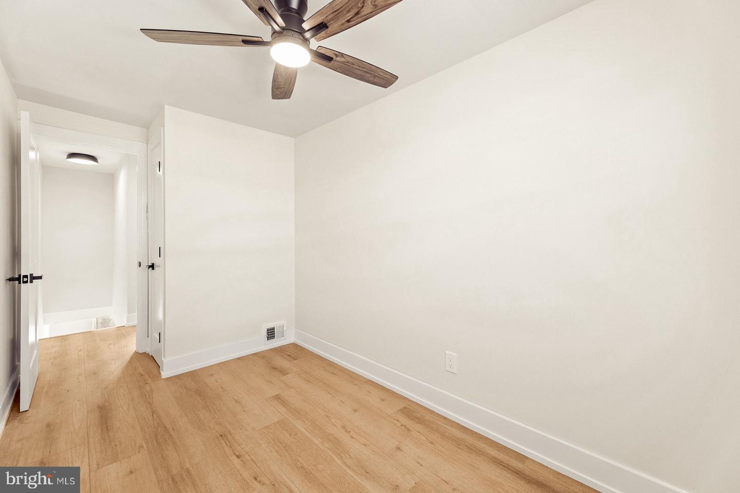 613 Anchor Property Photo 19