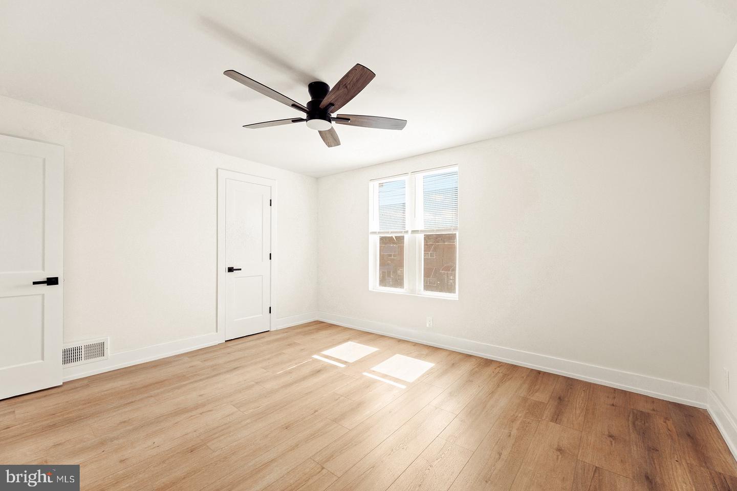 613 Anchor Property Photo 22