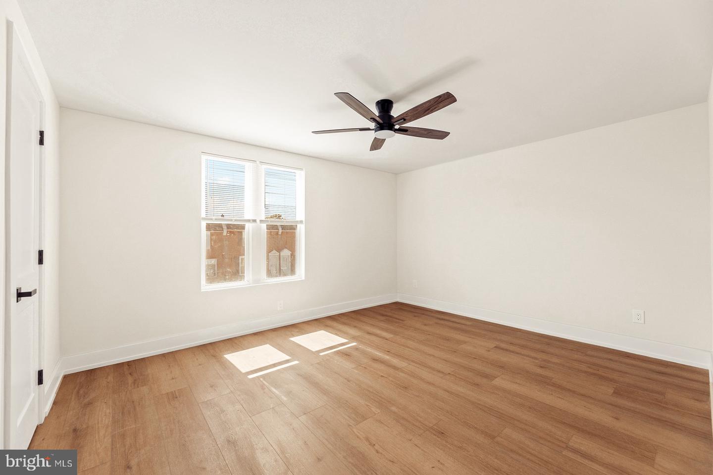 613 Anchor Property Photo 23
