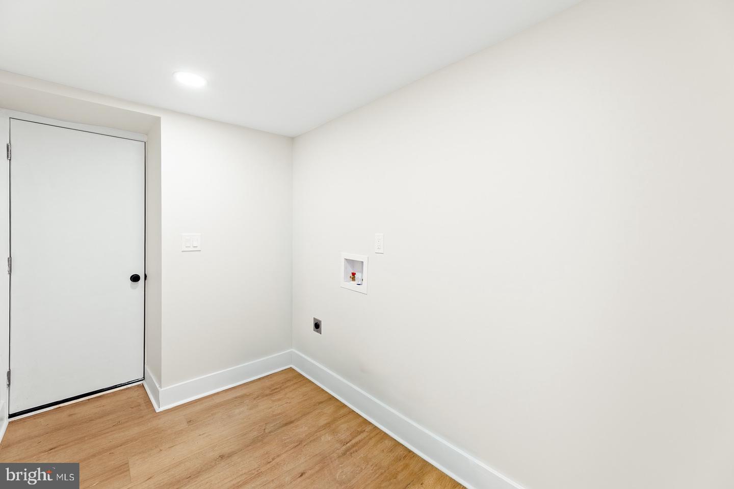 613 Anchor Property Photo 27