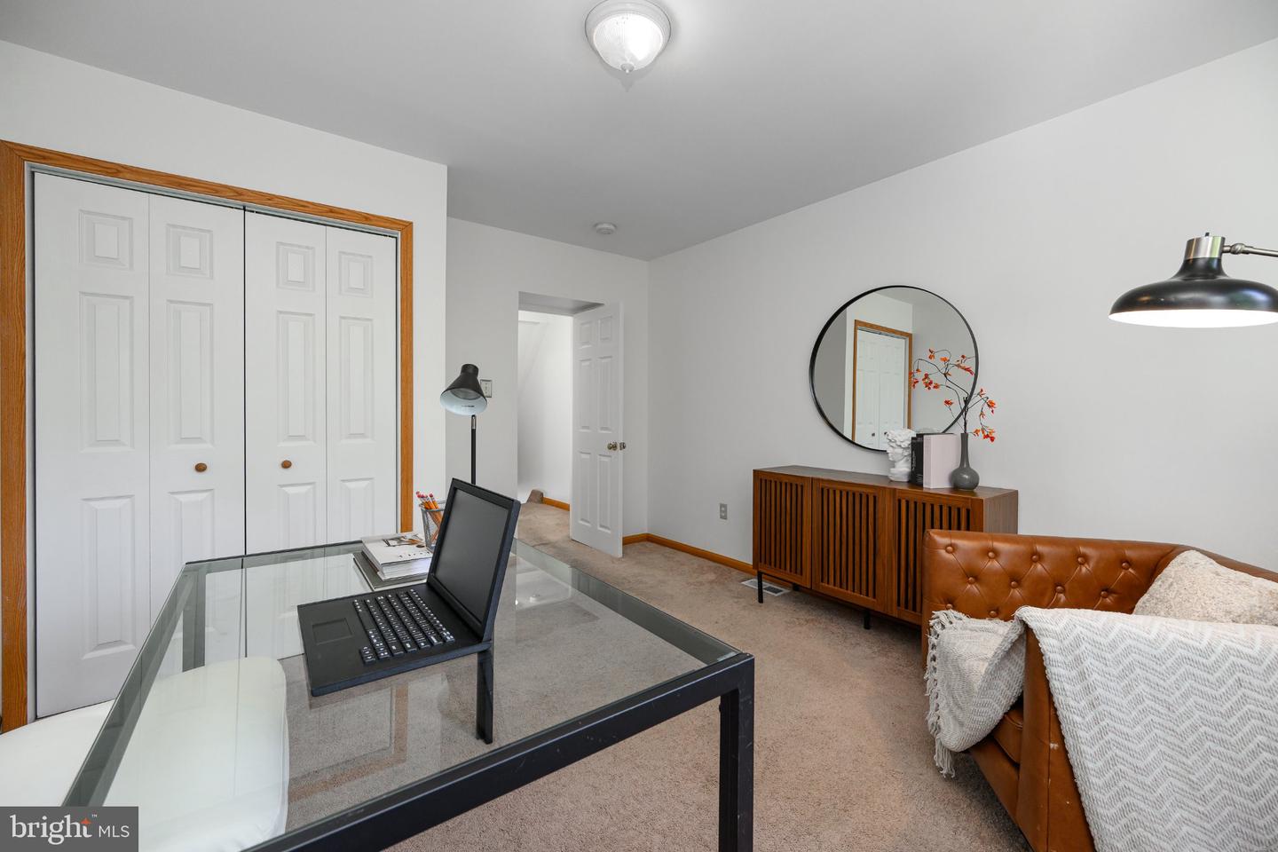 2324 Sepviva St Property Photo 15