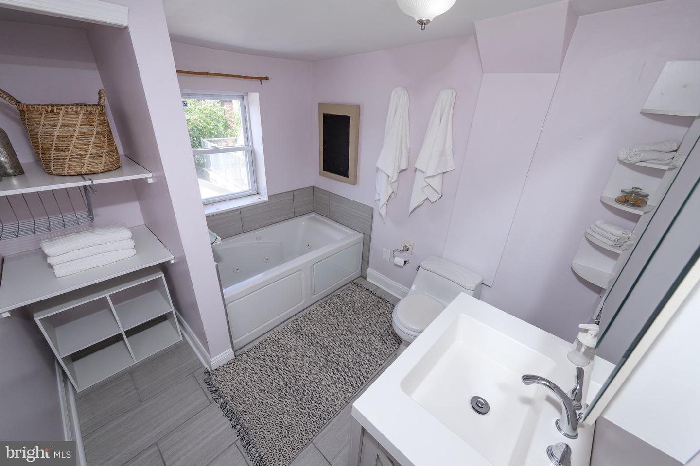 2324 Sepviva St Property Photo 26