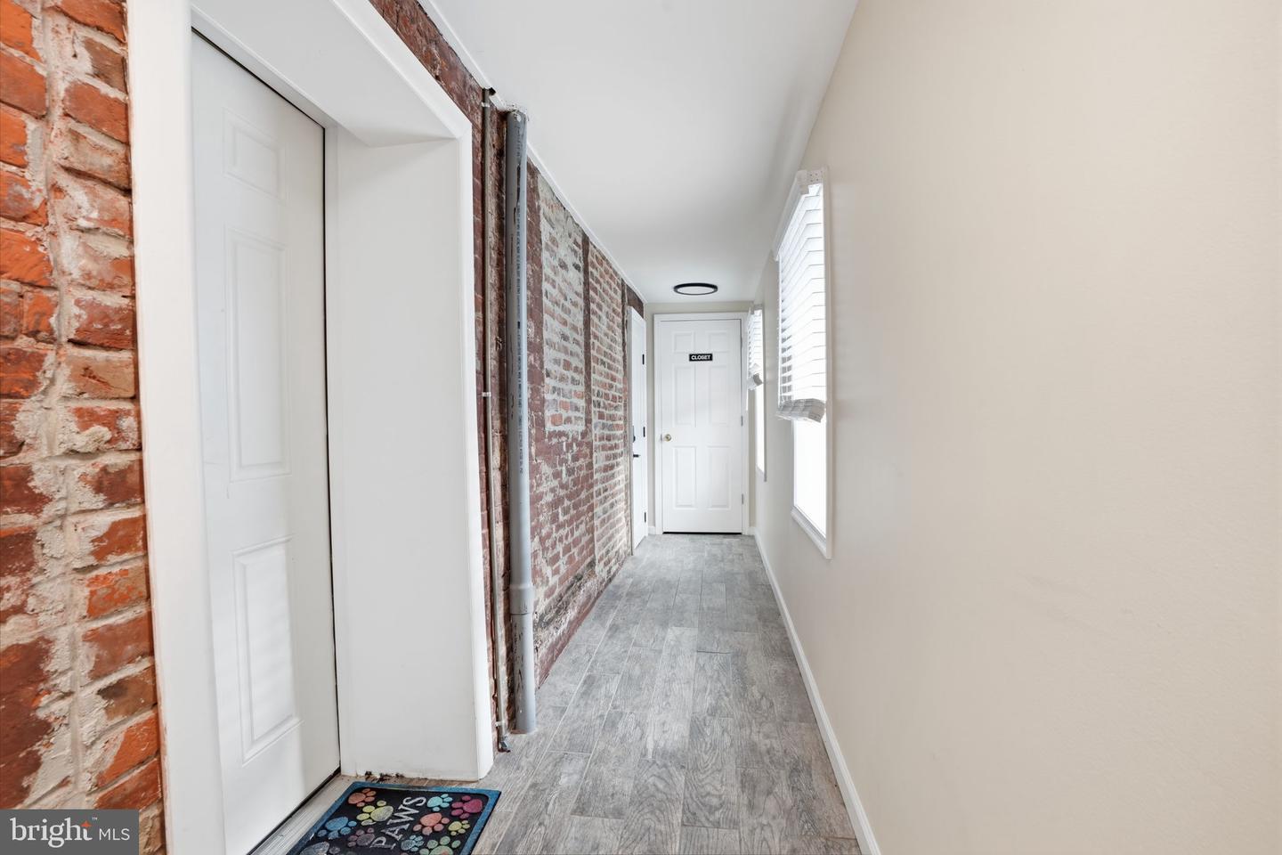 2533 W Girard Ave Property Photo 14