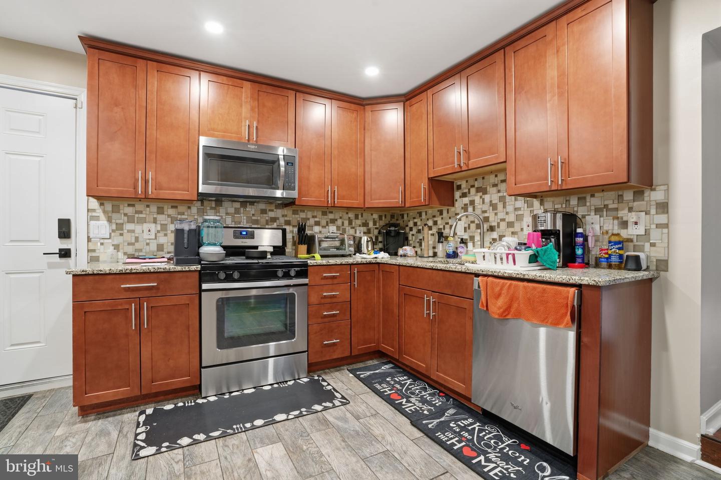 2533 W Girard Ave Property Photo 15