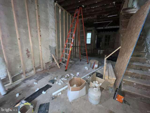 1912 N 31st St Property Photo 5