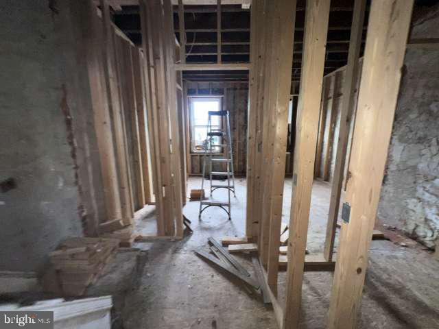 1912 N 31st St Property Photo 14