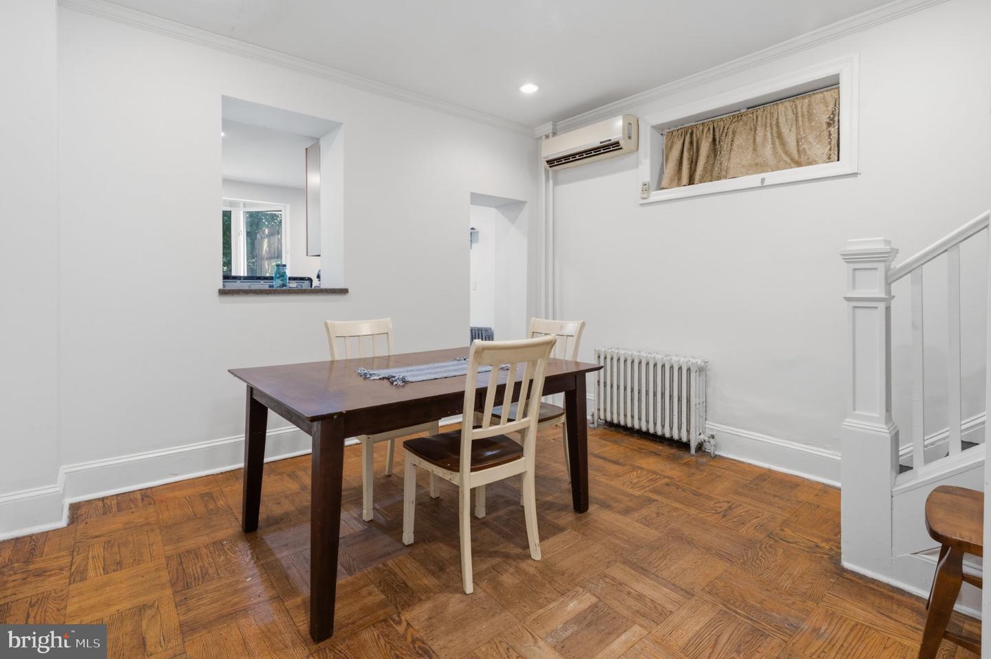 3693 Calumet St Property Photo 6