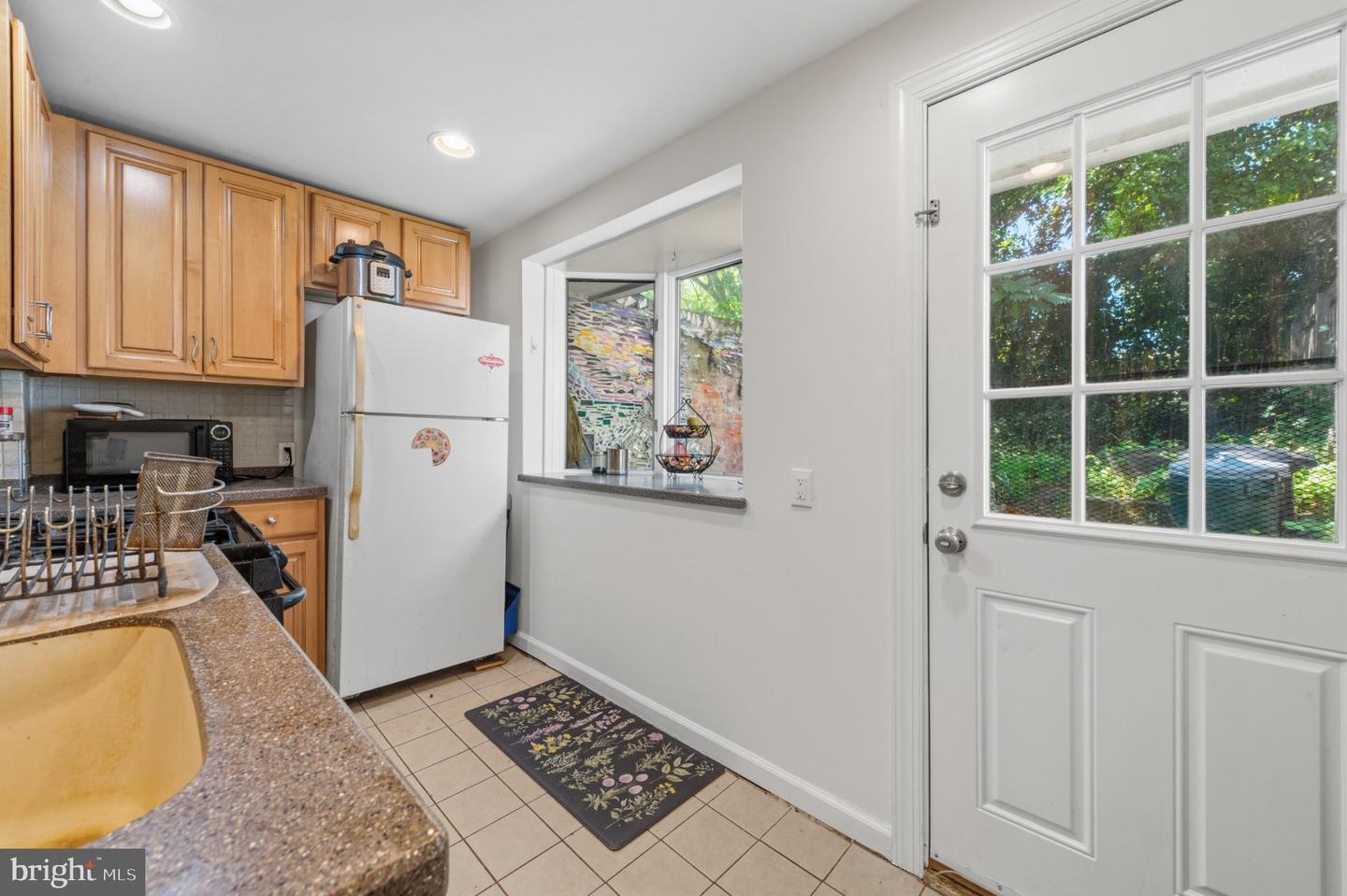 3693 Calumet St Property Photo 8