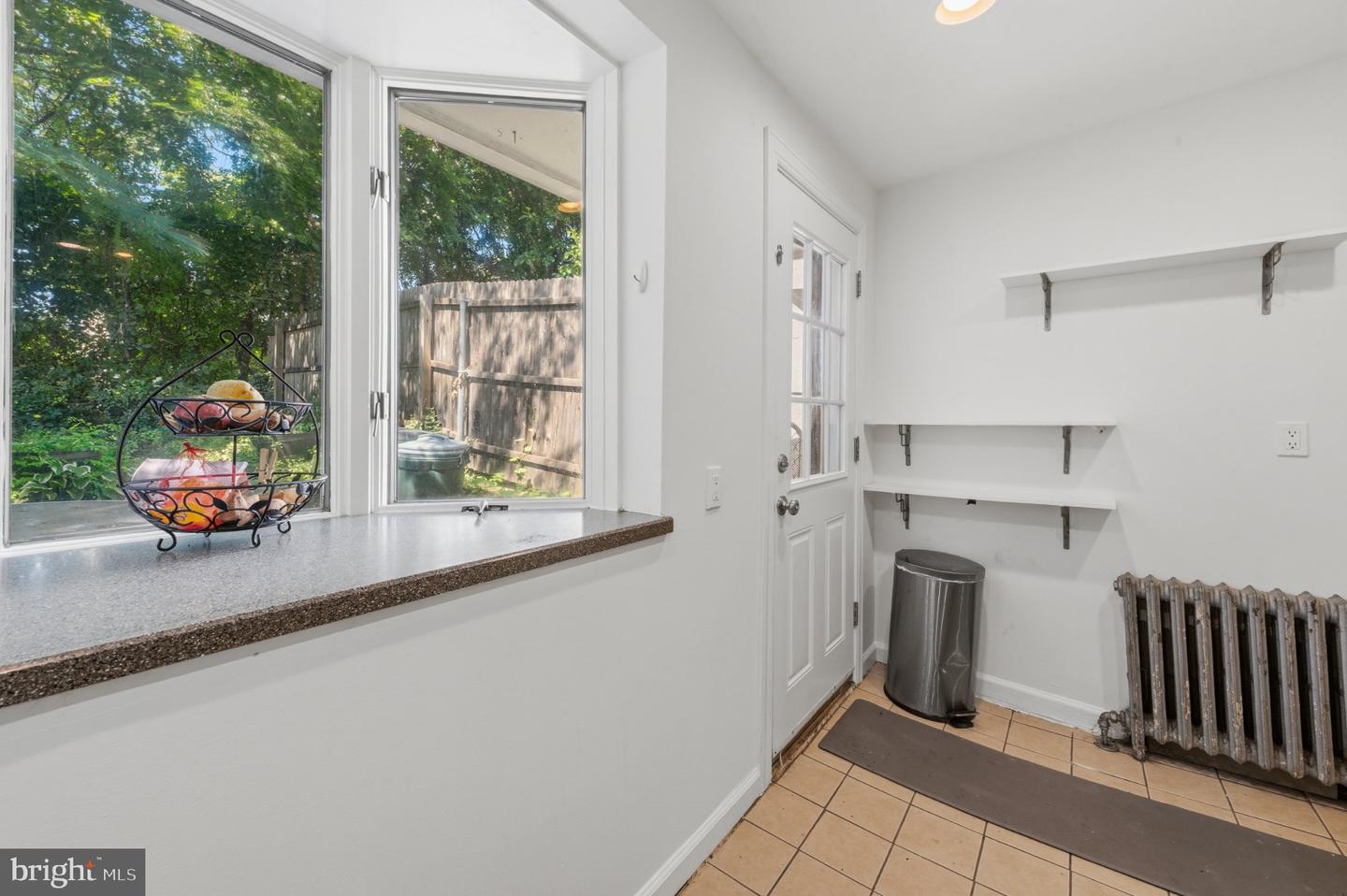 3693 Calumet St Property Photo 11