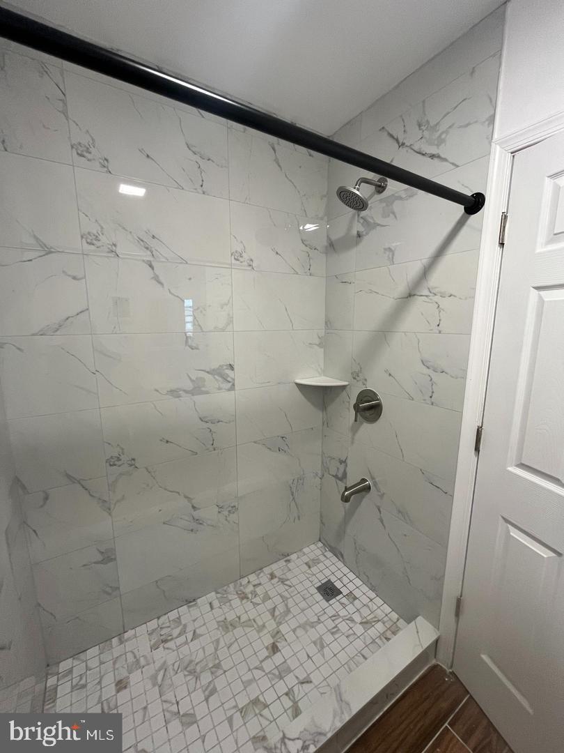 5917 Spruce St #2 Property Photo 10