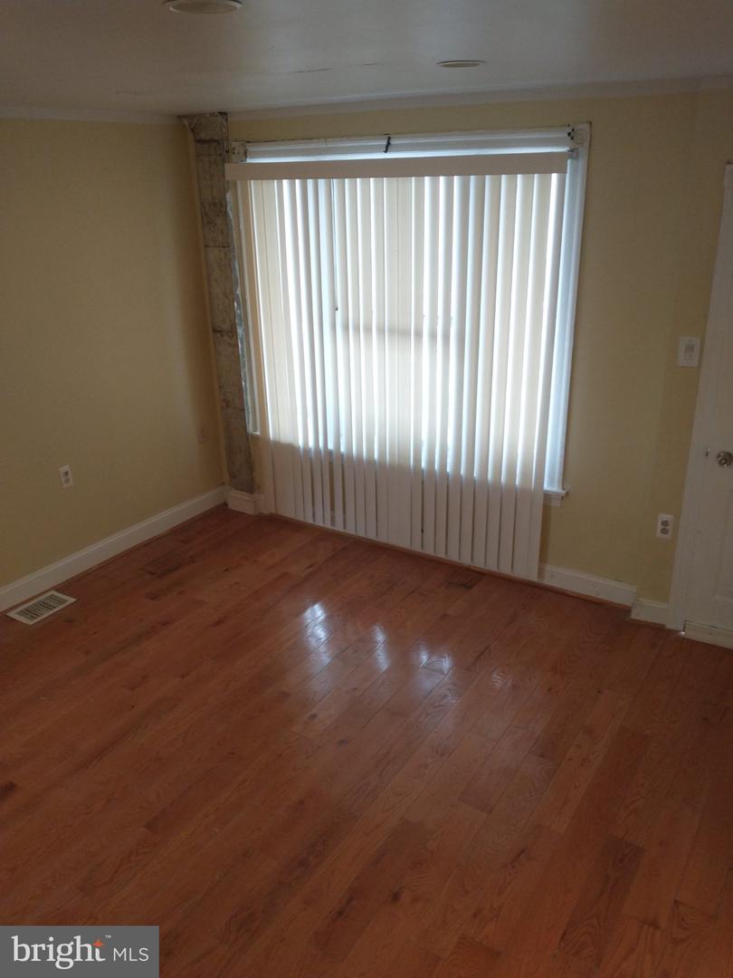1527 S MARSTON ST Property Photo 1