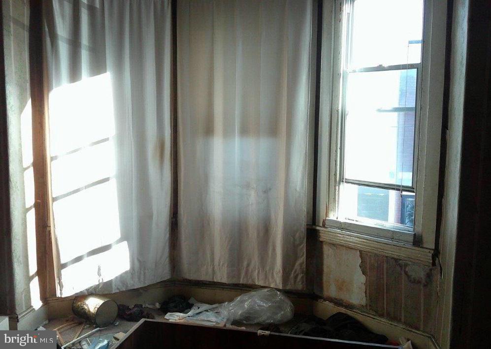 2344 Pierce St Property Photo 12