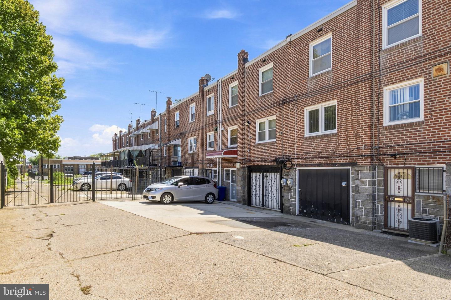 6617 W Girard Ave Property Photo 16