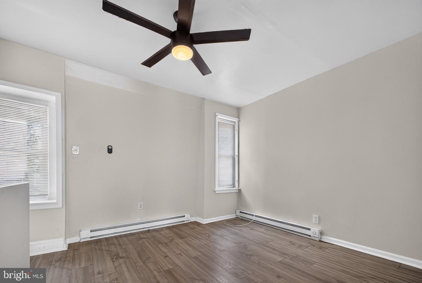 2721 W Lehigh Ave Property Photo 37