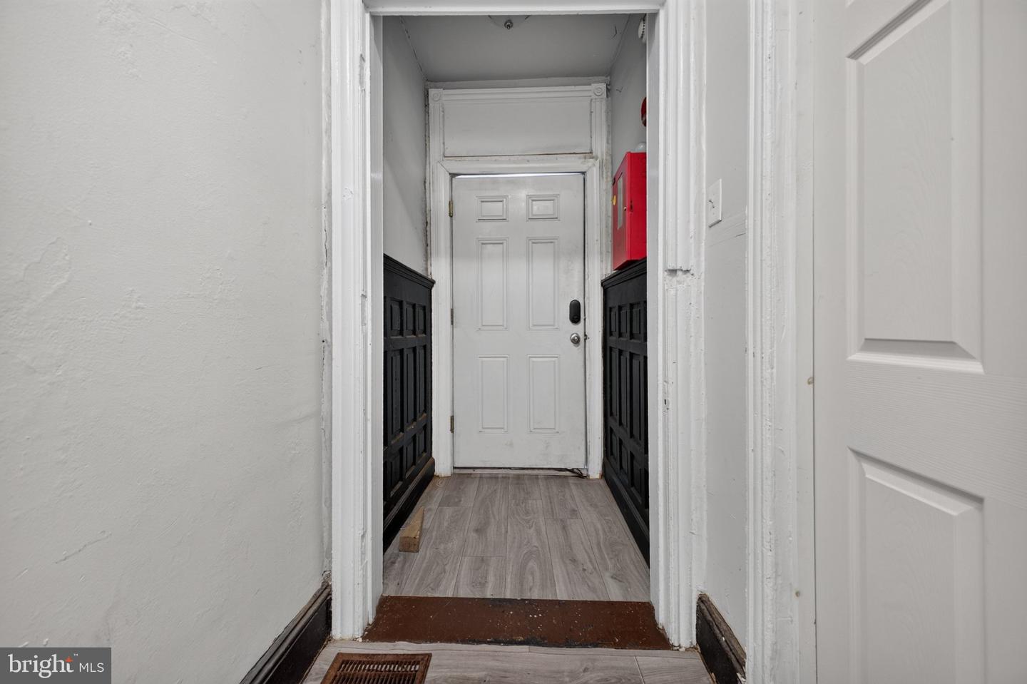 2721 W Lehigh Ave Property Photo 38
