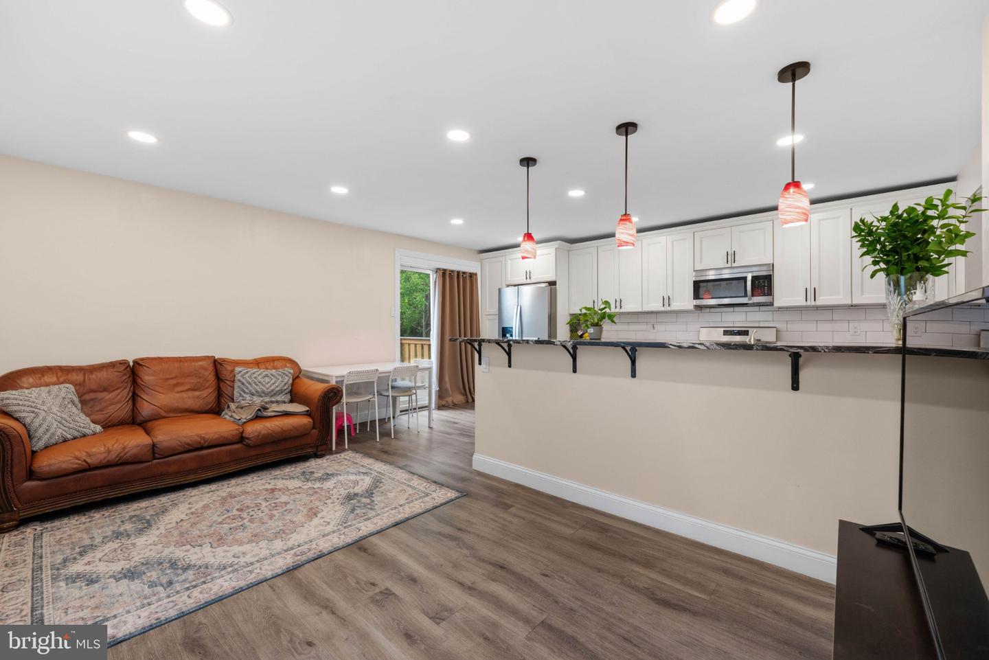 105 Rennard Ter Property Photo 10