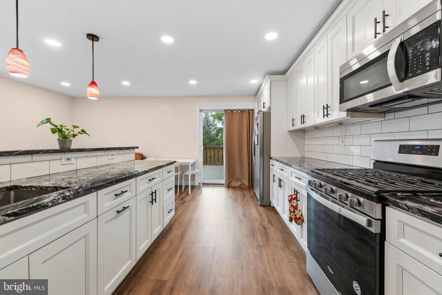 105 Rennard Ter Property Photo 12