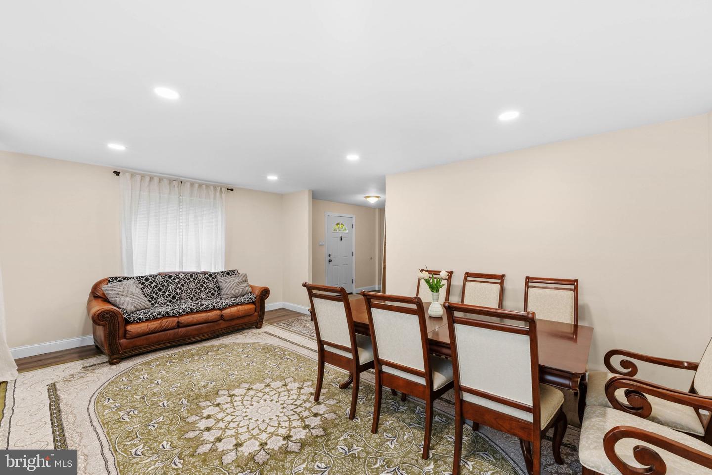 105 Rennard Ter Property Photo 17