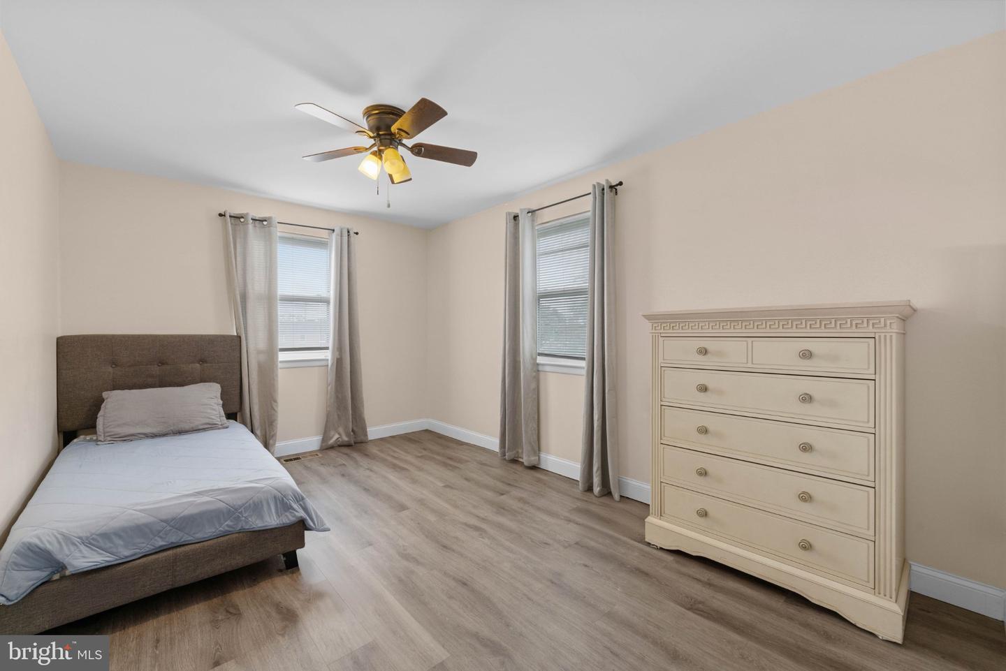 105 Rennard Ter Property Photo 22