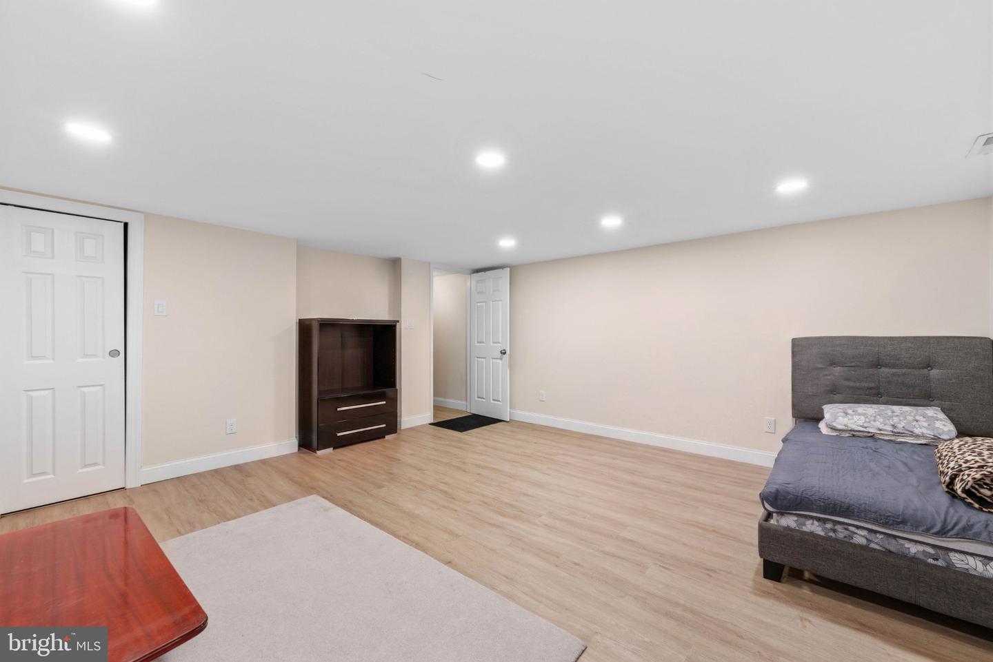 105 Rennard Ter Property Photo 30